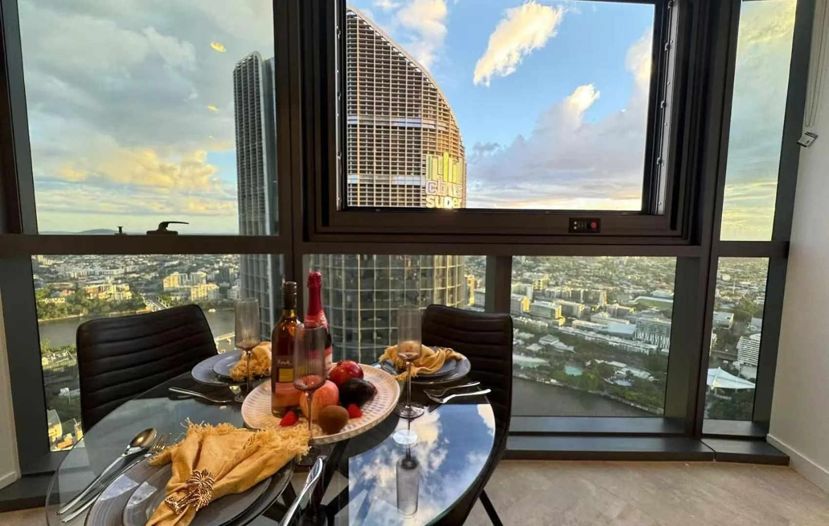 Skyrise Haven On The 50Th Floor-1Bdr At Queens Wharf Brisbane Appartement